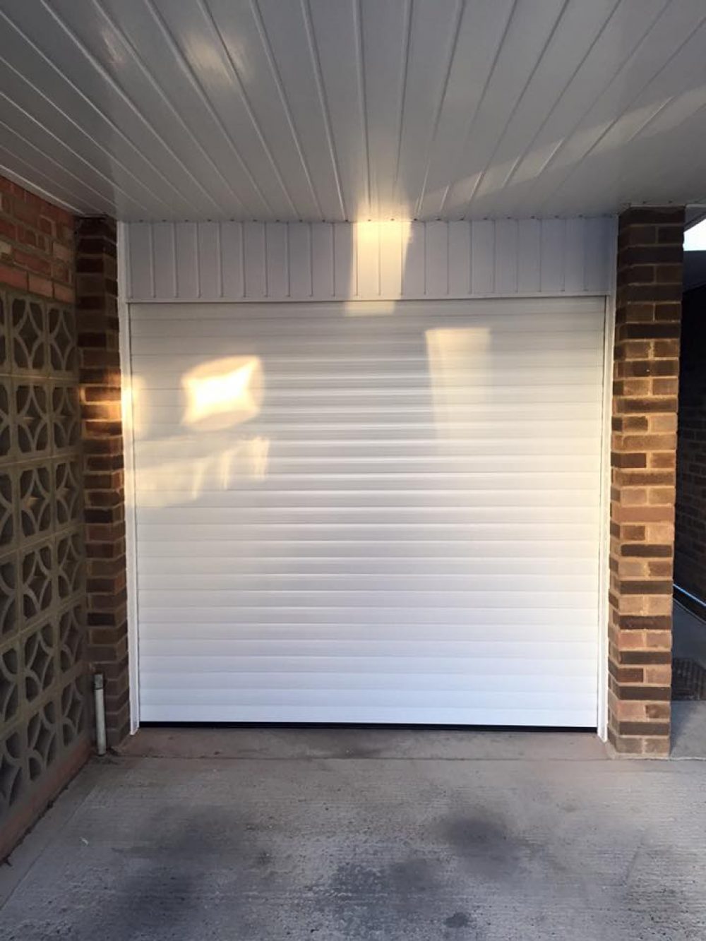 SWS Seceuroglide Roller Garage Door fitted by Shutter Spec Security, Thame, Oxfordshire